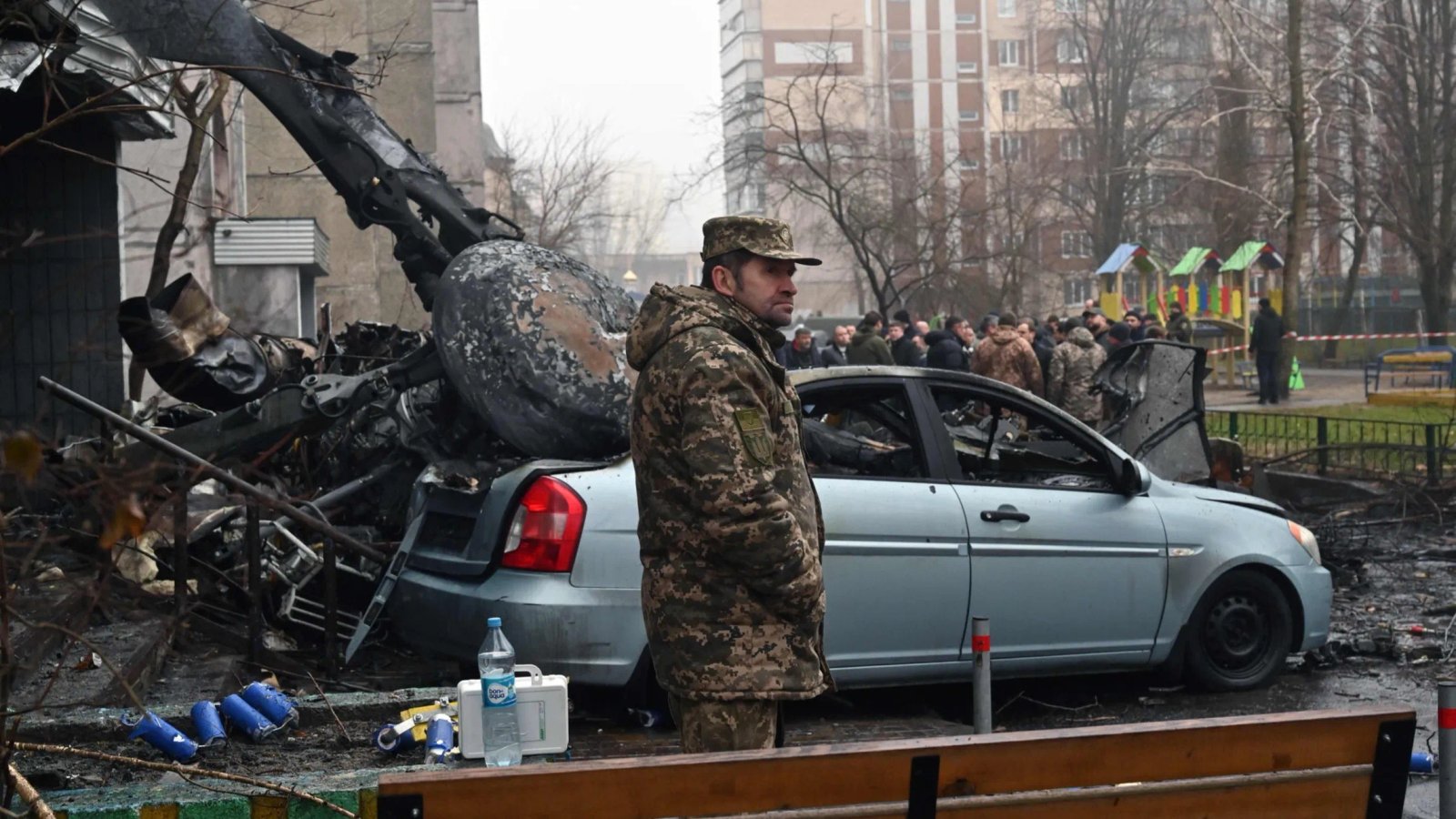 Место падения вертолёта в Броварах, 18 января 2023 года. Фото: Getty Images