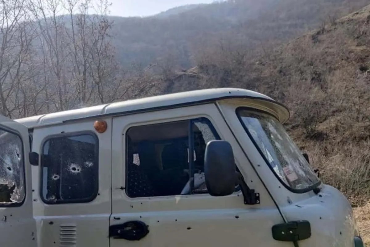Розстріляне авто Розстріляне авто