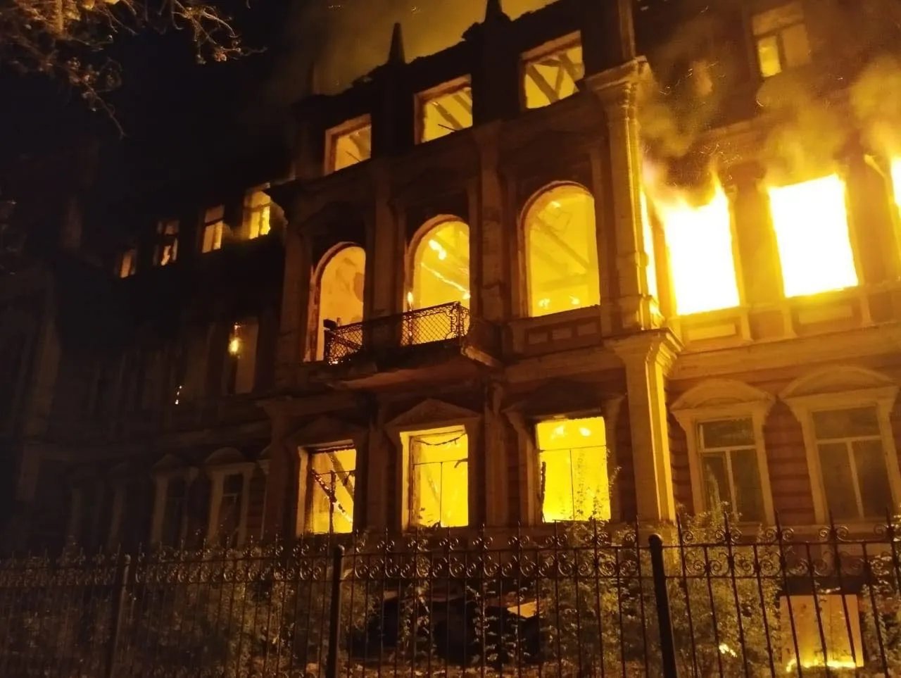 Транспортний коледж у Бахмуті Транспортний коледж у Бахмуті