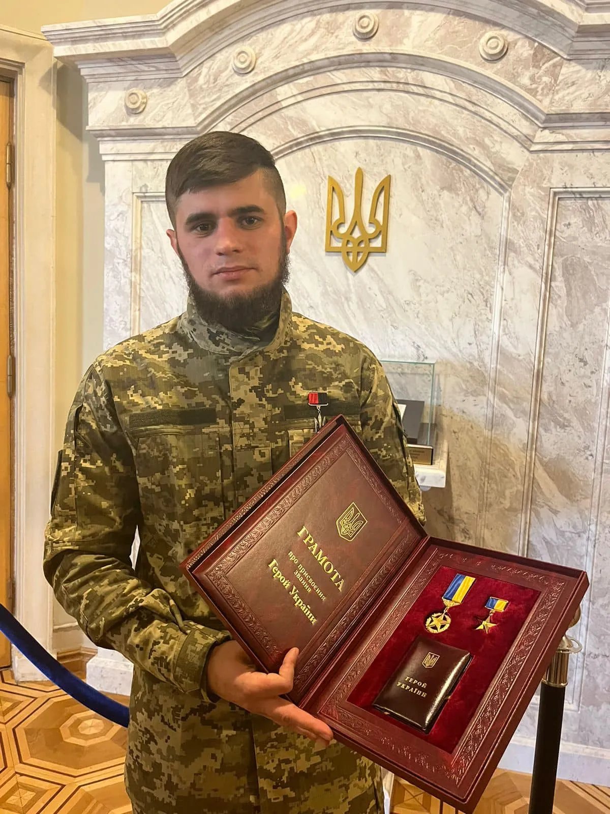 Да Вінчі захищав Україну з 2014 року (фото: Facebook/Дмитро Коцюбайло)