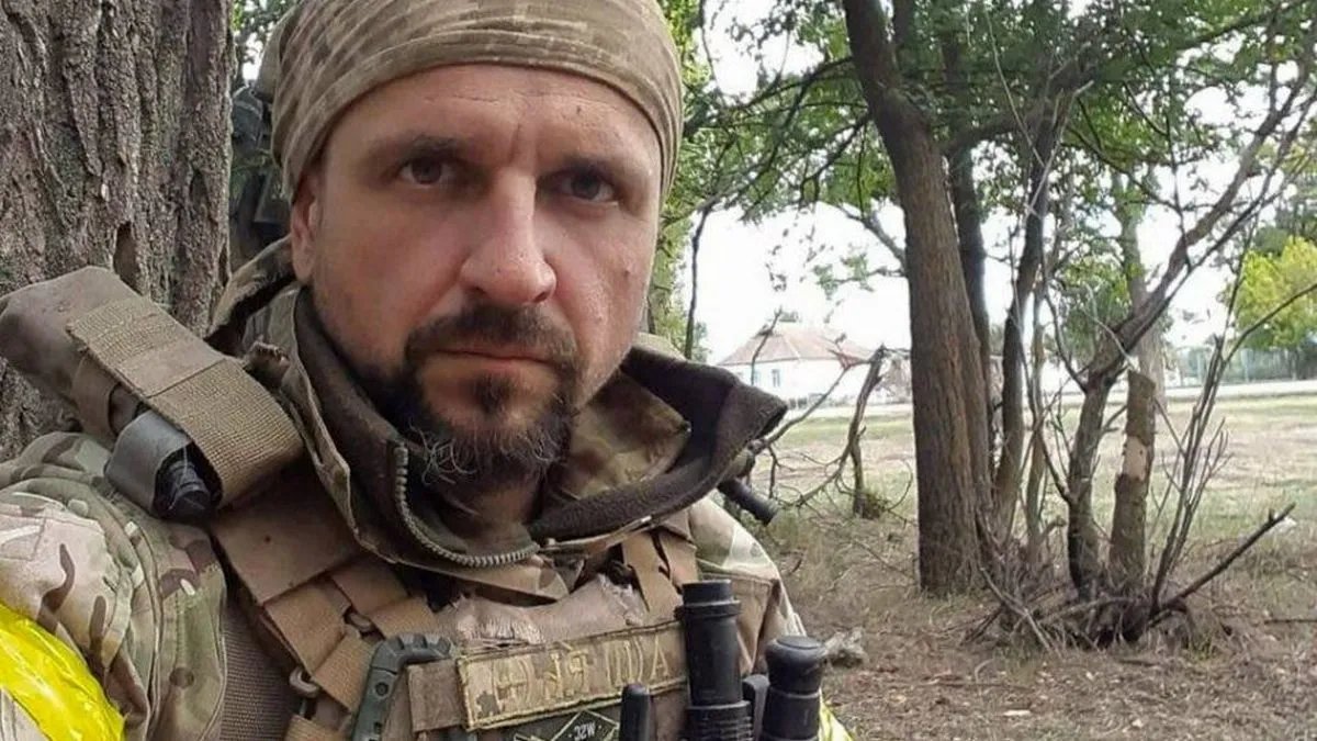 Власник Veterano Coffee Kyiv і військовослужбовець підтримав комбата. Фото ArmyInform