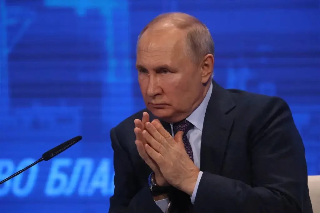 Гаага звинувачує Путіна в підозрі в незаконному викраденні та депортації дітей. Getty Images