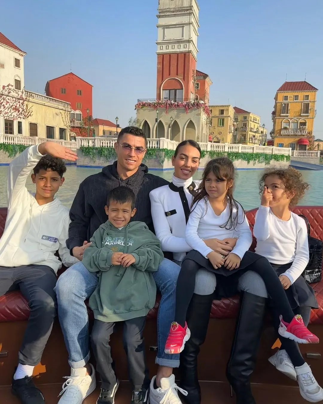 Кріштіану Роналду та його родина
