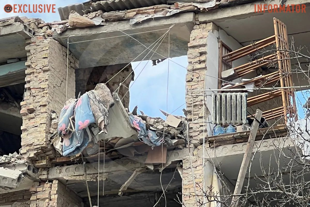 Наслідки ворожого обстрілу Наслідки ворожого обстрілу