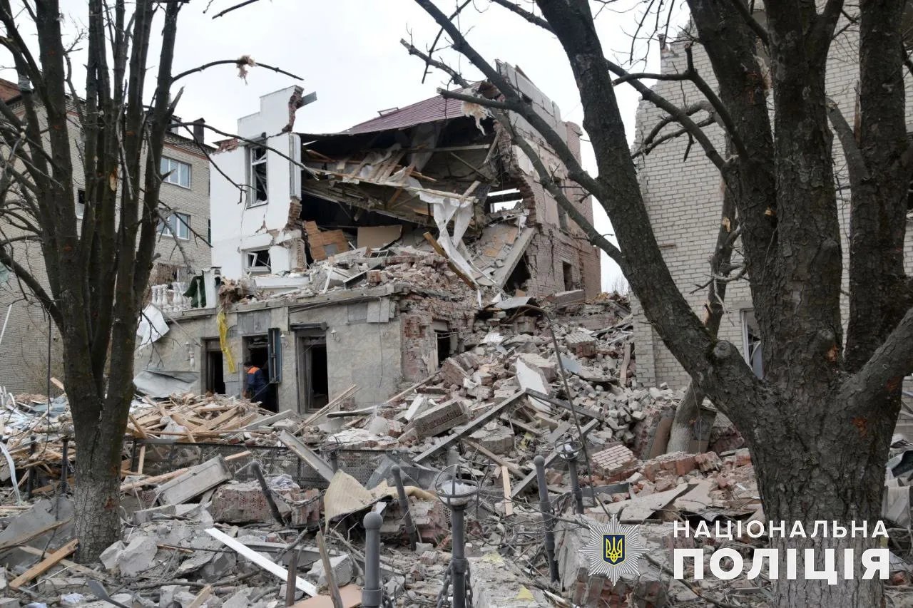 Внаслідок ракетного удару по центру Слов'янська зросла кількість поранених та загиблих 2