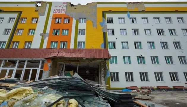 Лікарня в Тростянці після обстрілу ворога