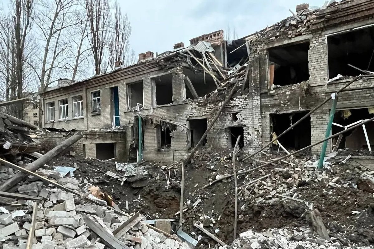 Ракетний удар по дитячому садочку. Фото: Андрій Єрмак Ракетний удар по дитячому садочку. Фото: Андрій Єрмак