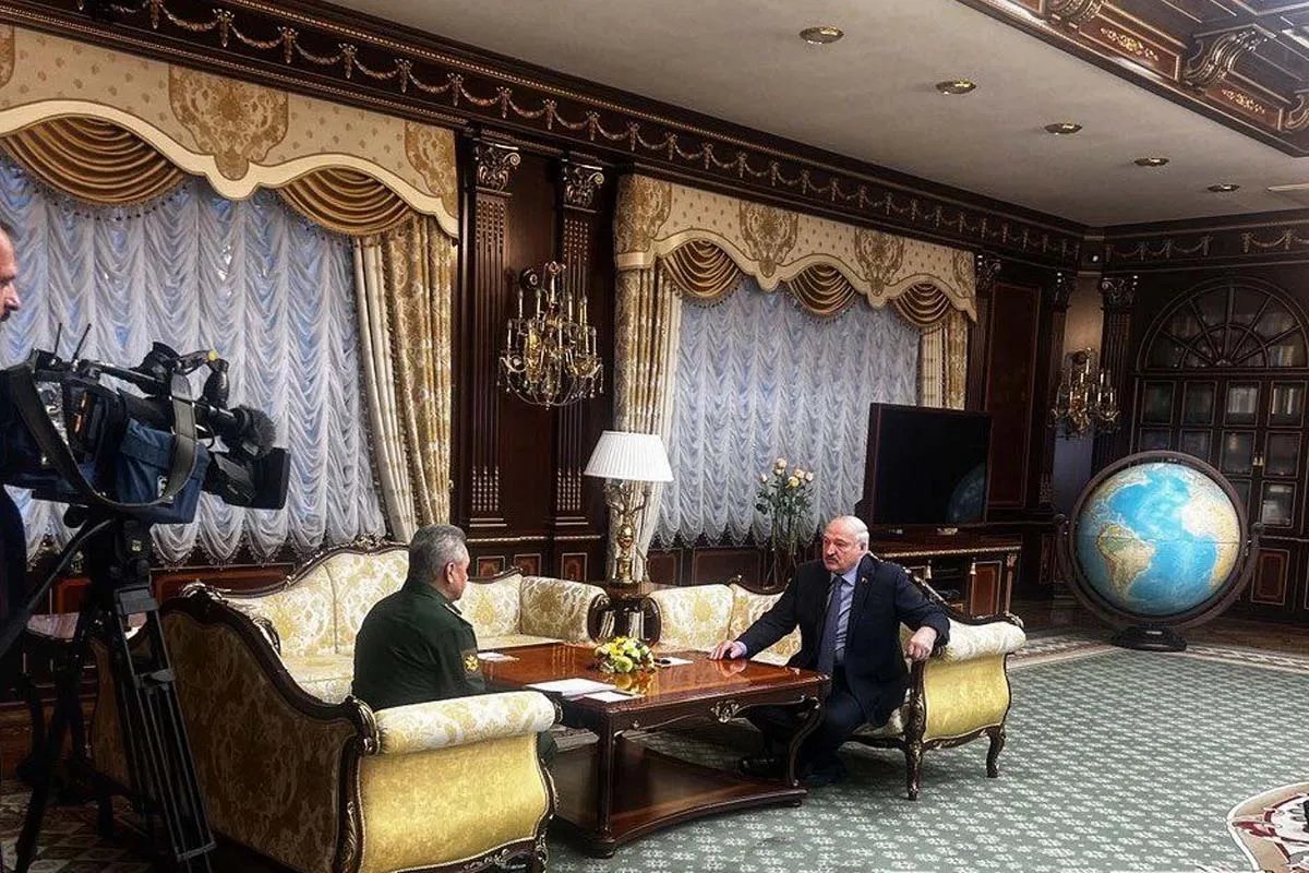 Лукашенко і Шойгу Лукашенко і Шойгу