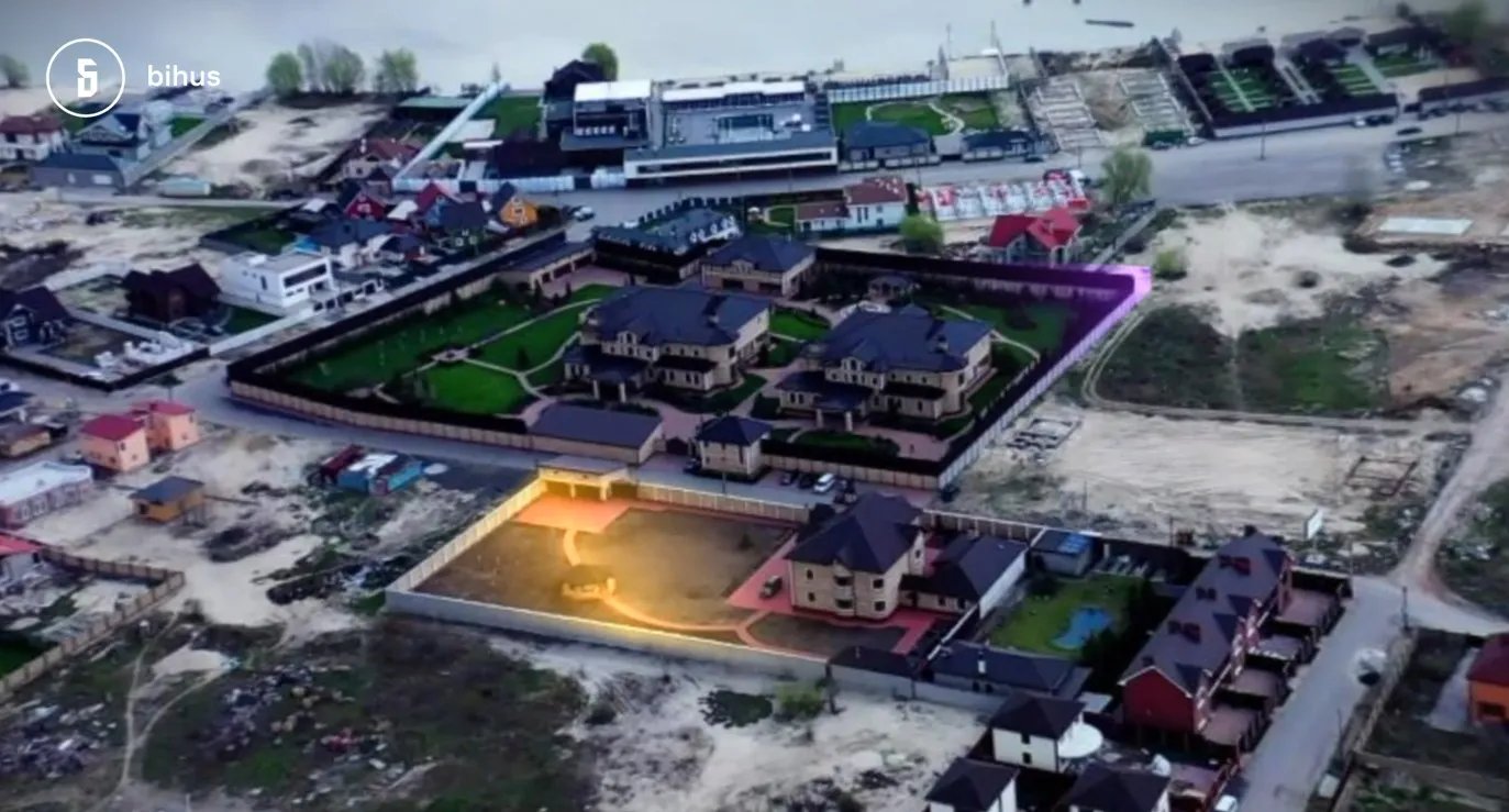 Маєток, де мешкає нардеп Мамоян