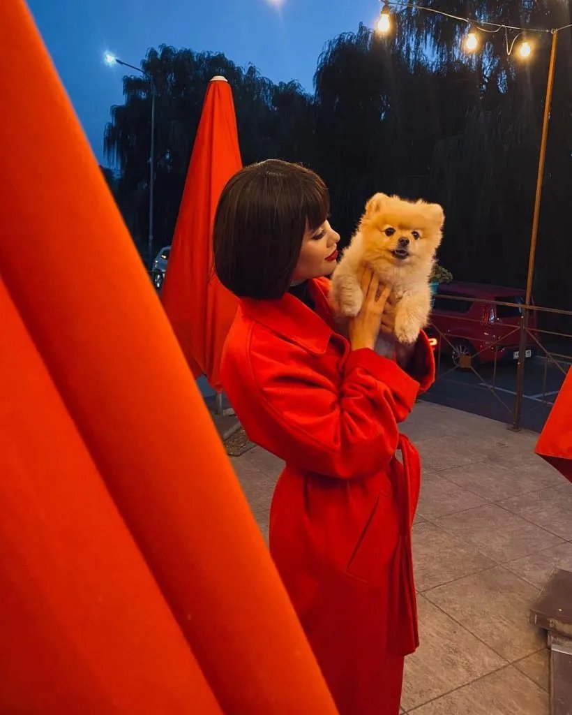 Співачка Lida Lee Співачка Lida Lee
