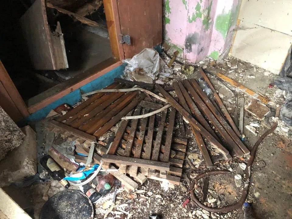 Деякі приміщення представники УПЦ МП перетворили на смітник