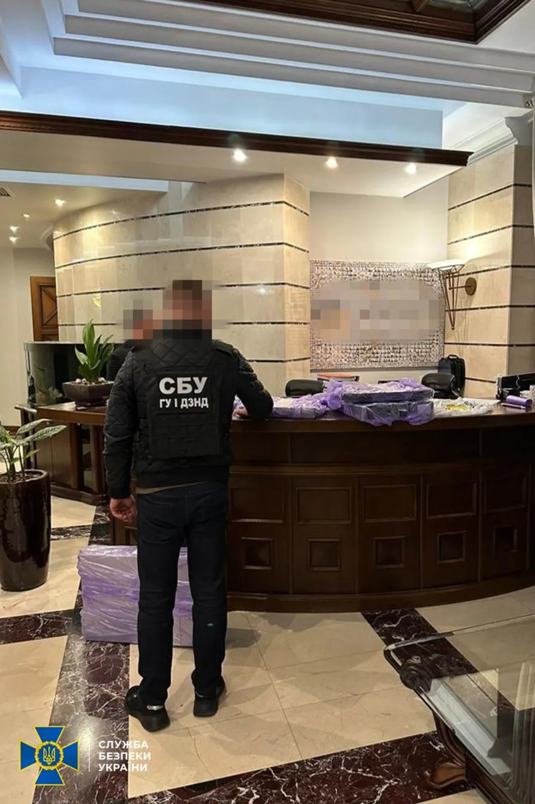СБУ провела обшуки на об'єктах, які належали олігархові