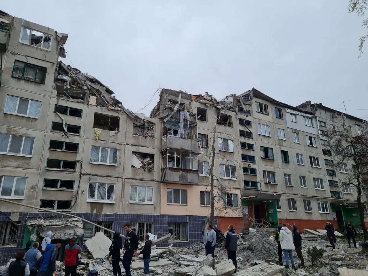 Наслідки обстрілу Слов'янська