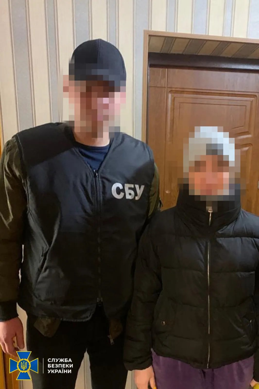 Процес затримання доньки колишнього гауляйтера Чорнобаївки Юрія Турульова. Фото: СБУ Процес затримання доньки колишнього гауляйтера Чорнобаївки Юрія Турульова. Фото: СБУ