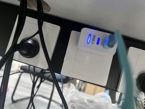 Зарядка для смартфона