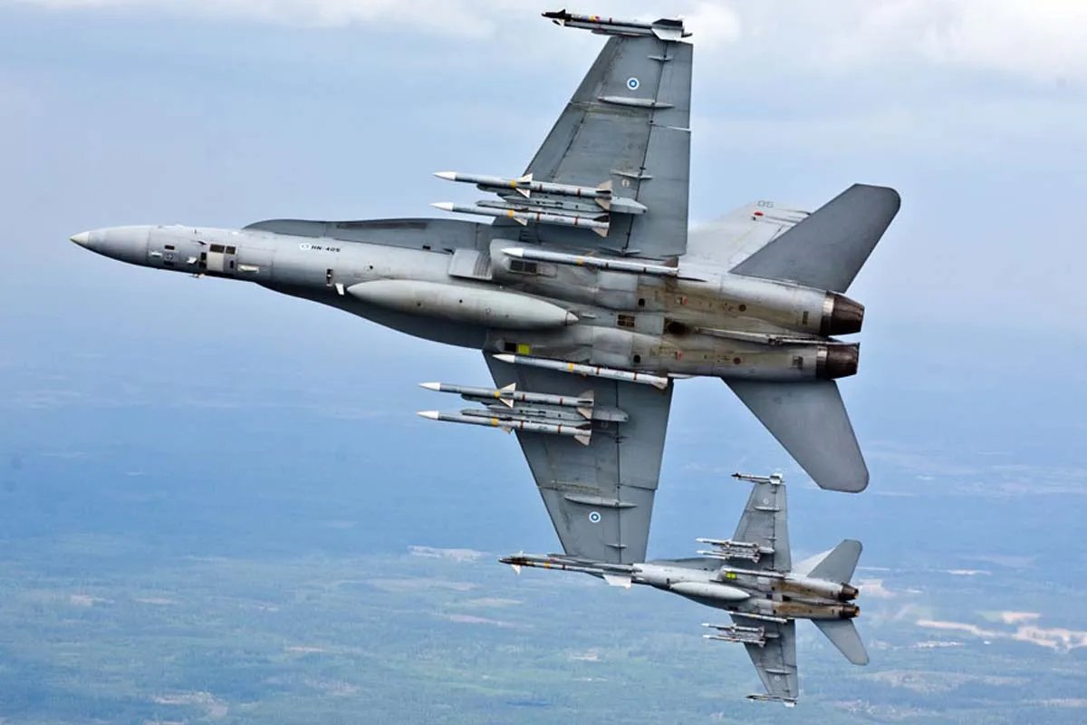 Hornet F-18 Hornet F-18