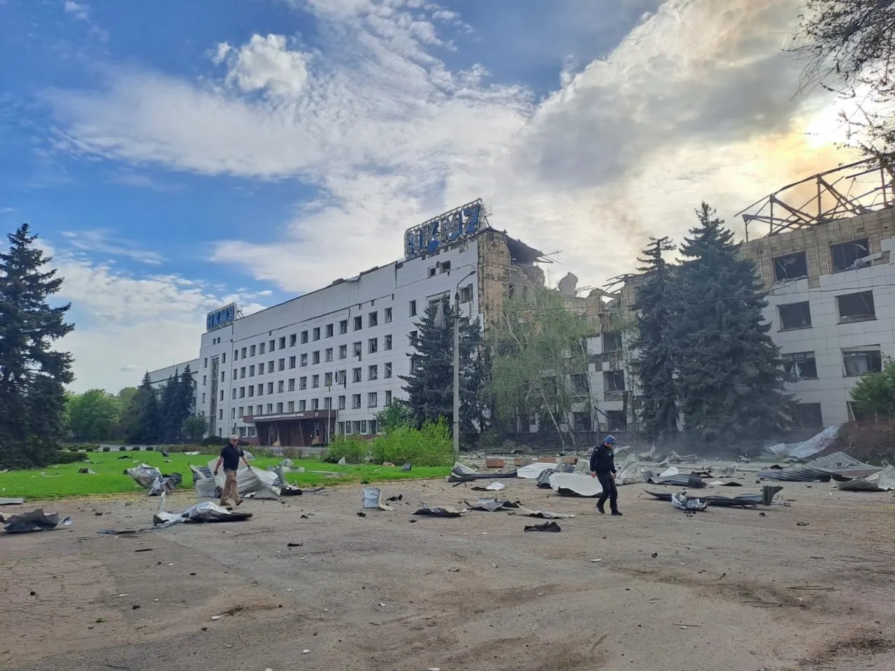 Росіяни обстріляли Слов'янськ і Краматорськ: фото наслідків ракетних ударів 1