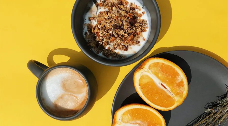 Гранола - джерело енергії зранку Гранола - джерело енергії зранку