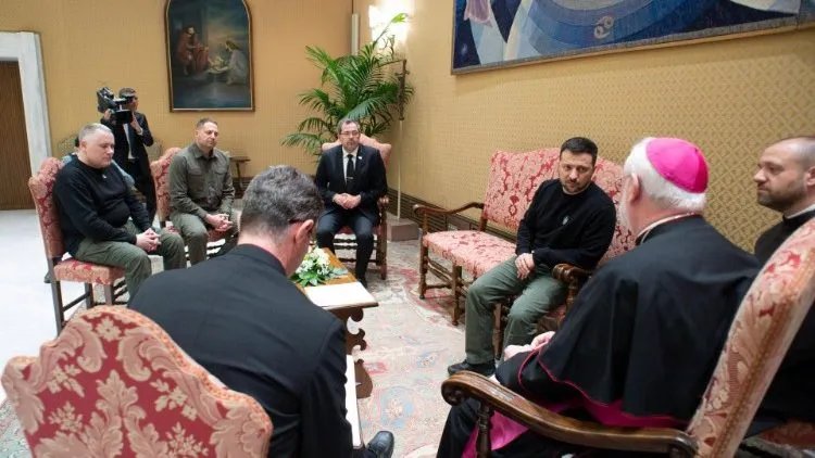 Зеленський у Ватикані пояснив Папі Франциску різницю між жертвою та агресором 2