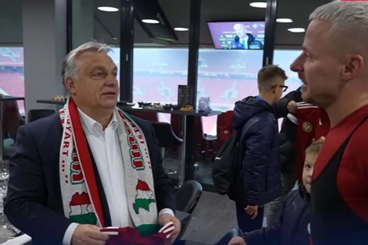 Орбан у шалику