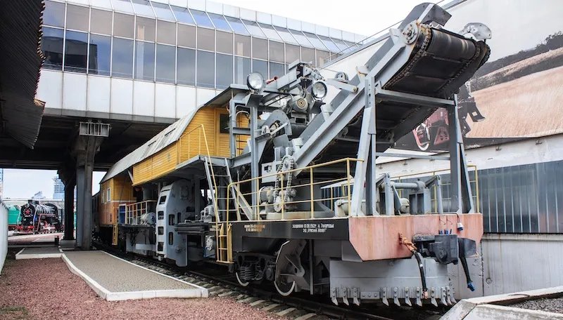 Выставка исторического подвижного состава на станции Киев-Пассажирский Выставка исторического подвижного состава на станции Киев-Пассажирский