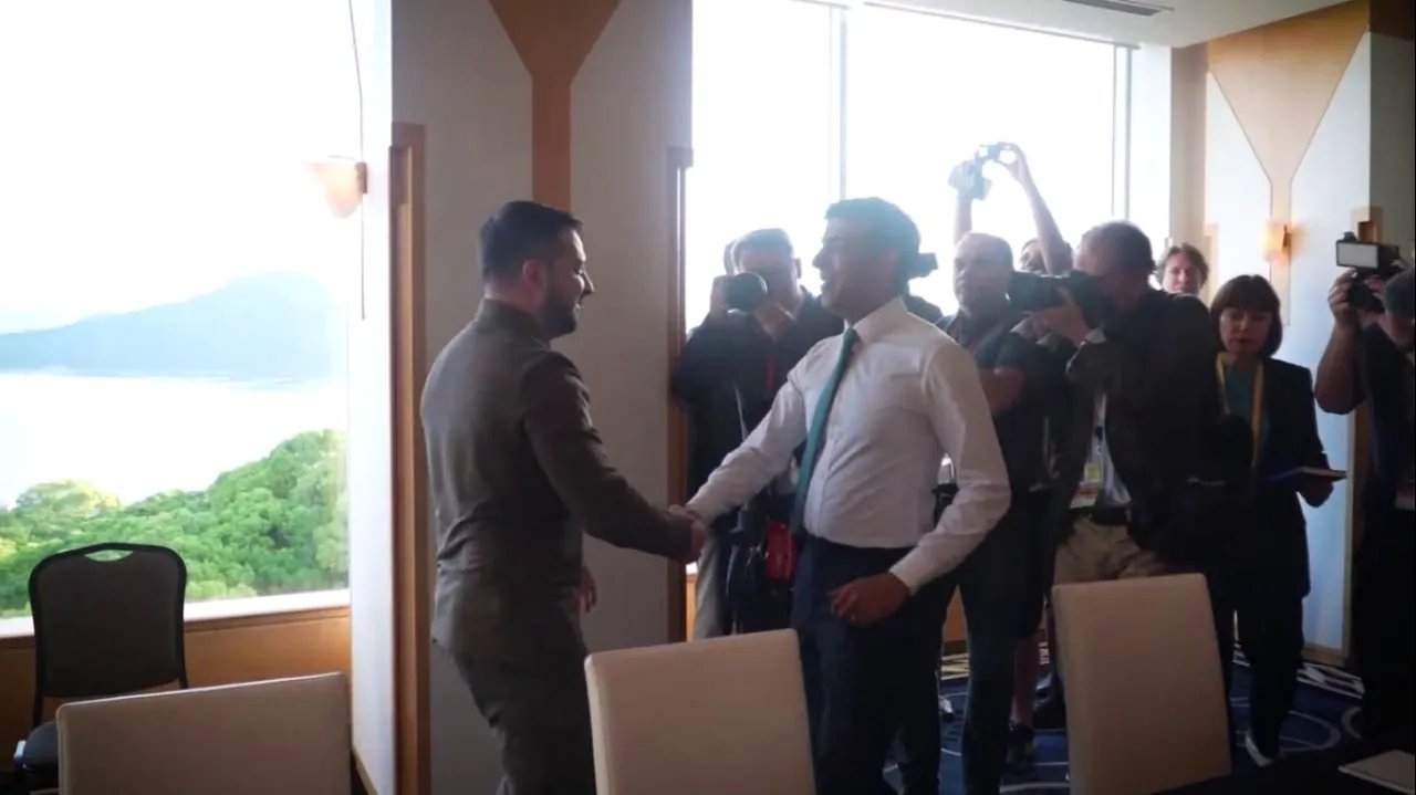 Зеленський у Японії зустрівся з Сунаком 20 травня Зеленський у Японії зустрівся з Сунаком 20 травня