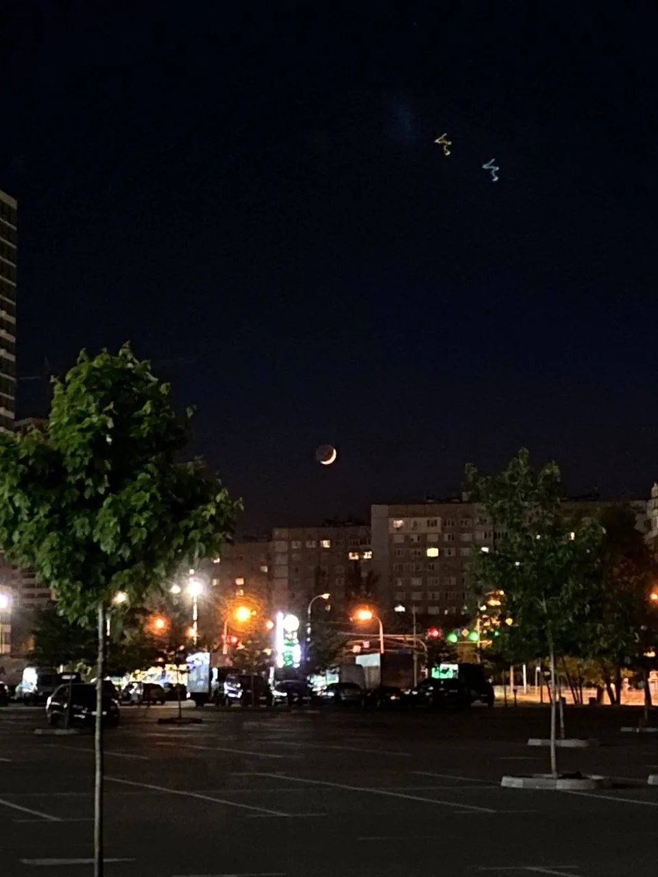 "Сяйво да Вінчі" над Україноб, фото з Twitter