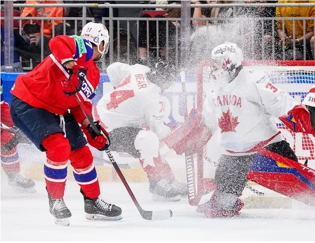 Норвегія - Канада (Фото: IIHF)