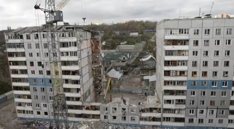 Через вибух газу у Дніпрі загинуло 23 людини. Фото - Укрінформ