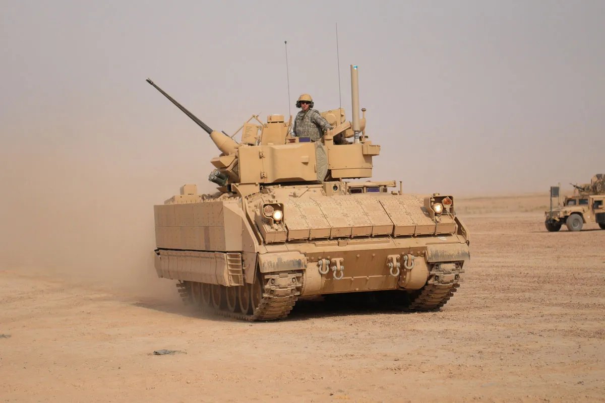 M2 Bradley M2 Bradley