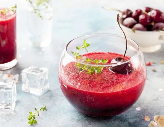 Гаспачо з черешнею Гаспачо з черешнею