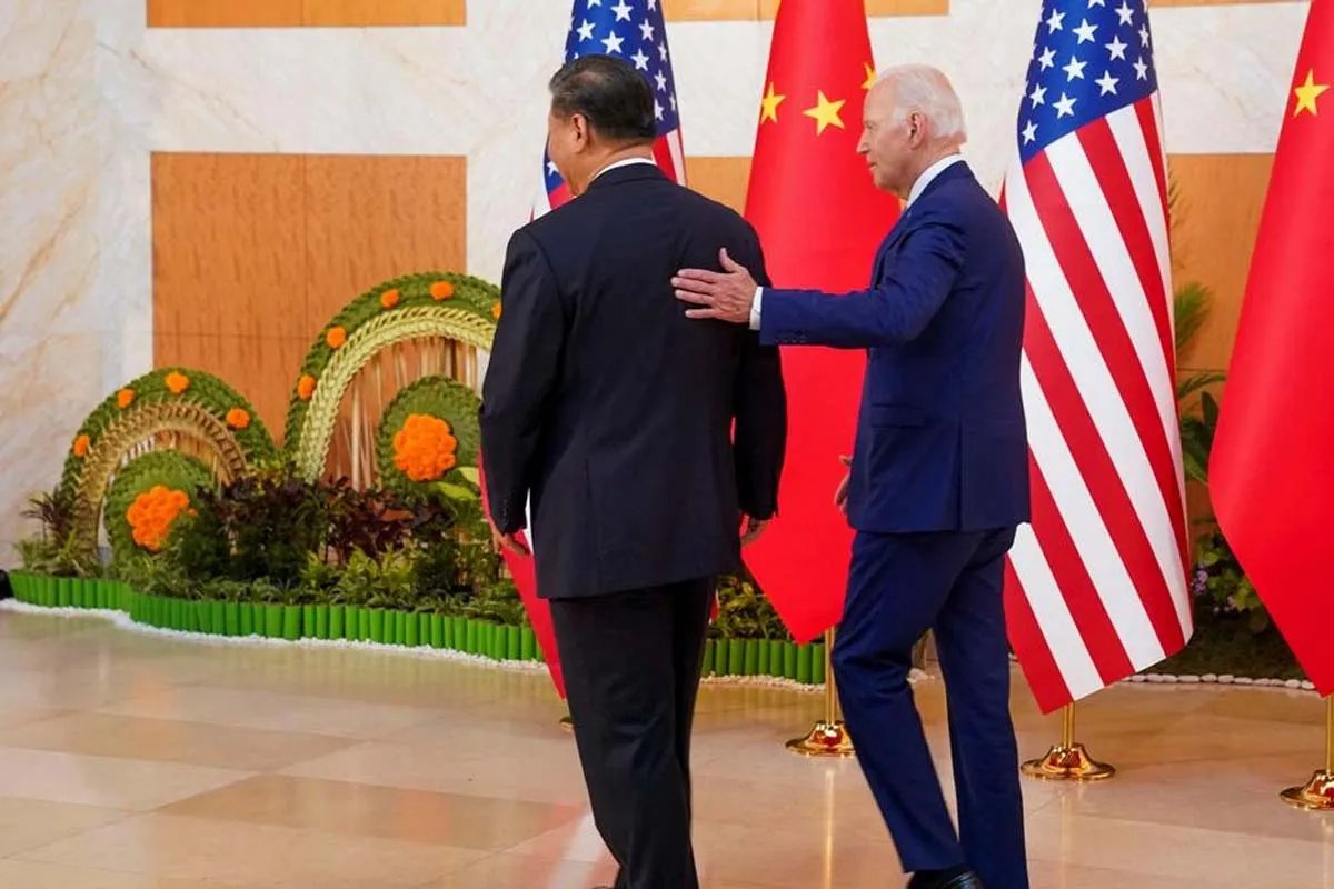 Байден і Сі