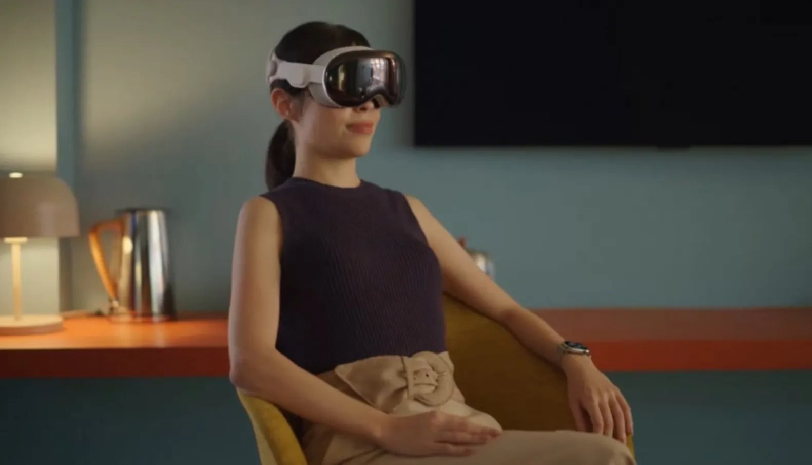 Apple Vision Pro Окуляри Apple Vision Pro. Кадр з презентації