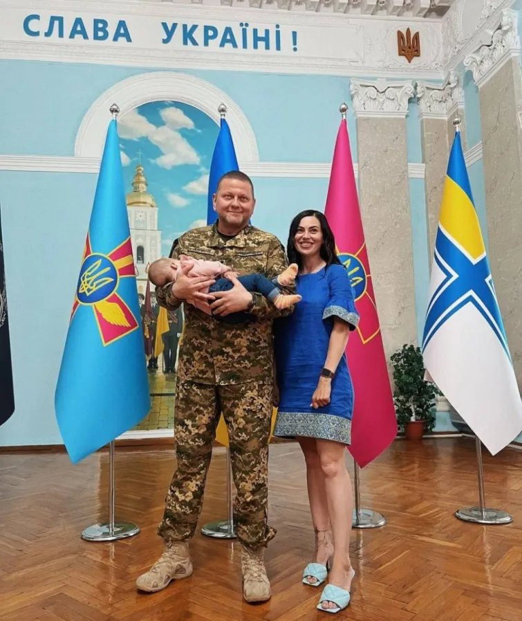 Залужний з дитиною