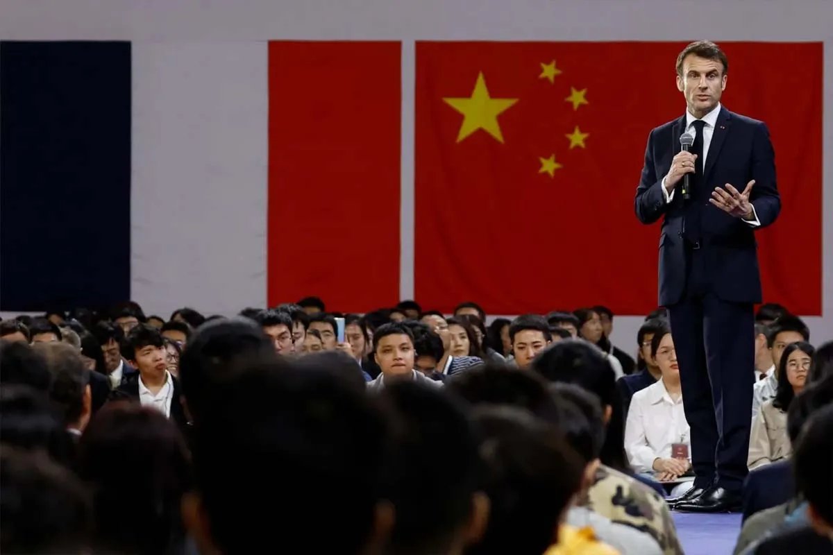 Макрон в Китаї Макрон в Китаї