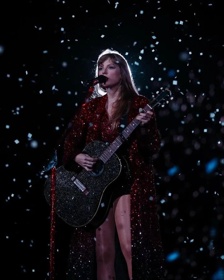 Жуки люблять Тейлор Свіфт