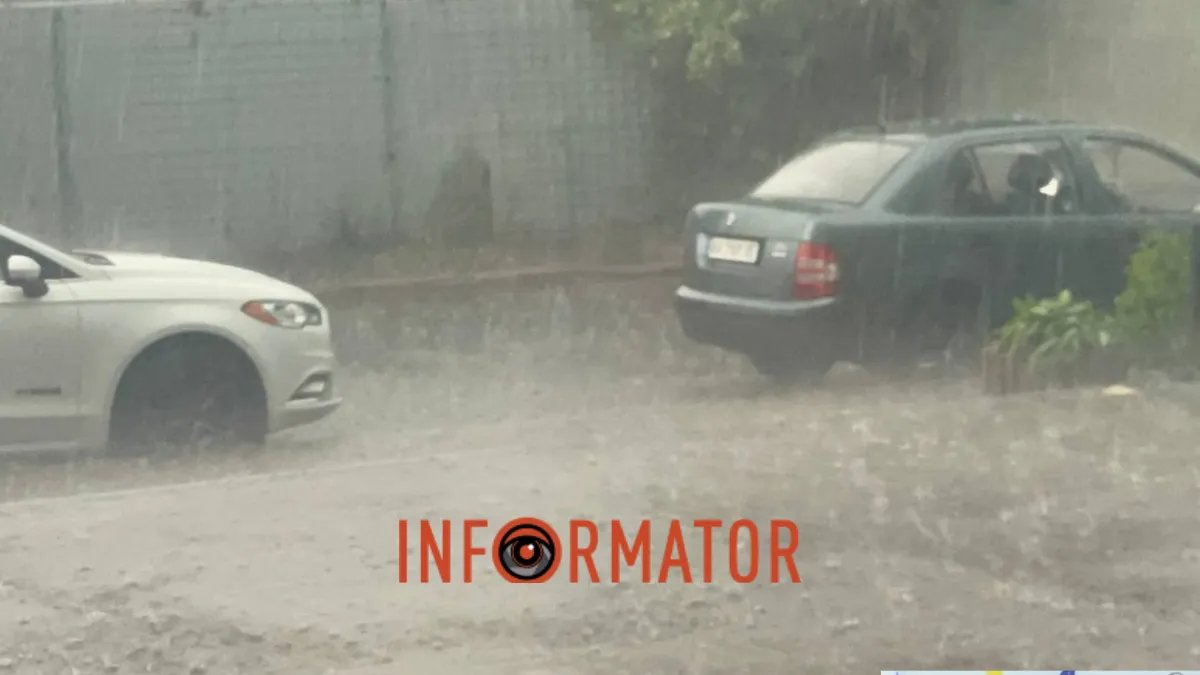 У Києві – потужна буря з грозою: столицю накрила злива з градом. Фото, відео 1