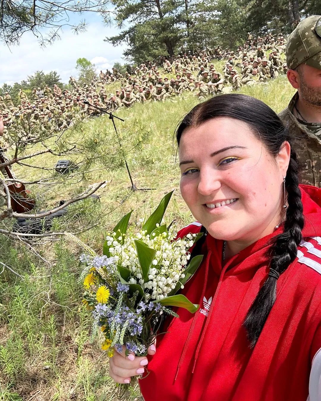 Співачка регулярно виступає перед нашими військовими