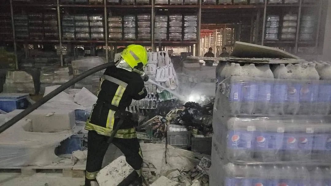 Пожежа на складськіх приміщеннях в Одесі Пожежа на складськіх приміщеннях в Одесі