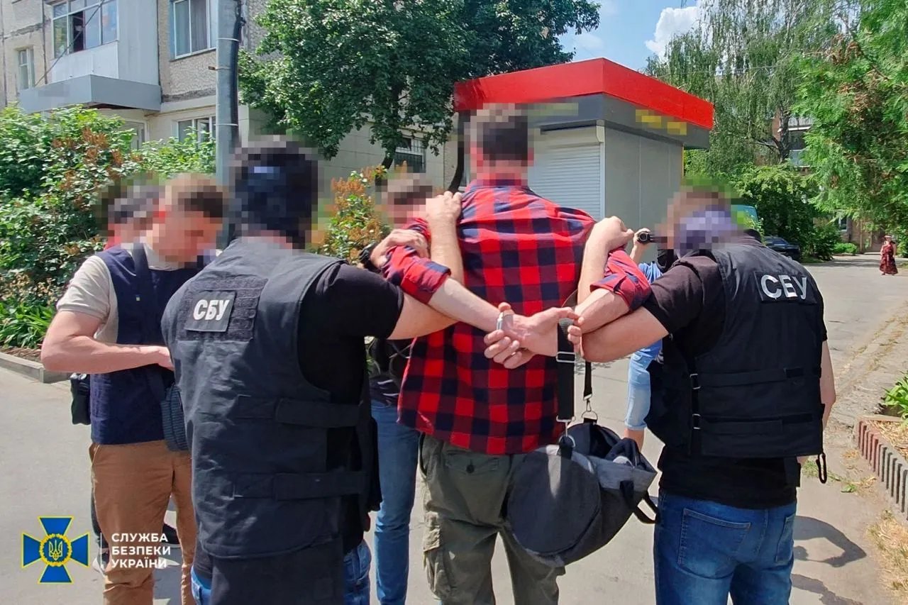Готував ще один ракетний удар рф по Вінниці: СБУ затримала агента ФСБ 1
