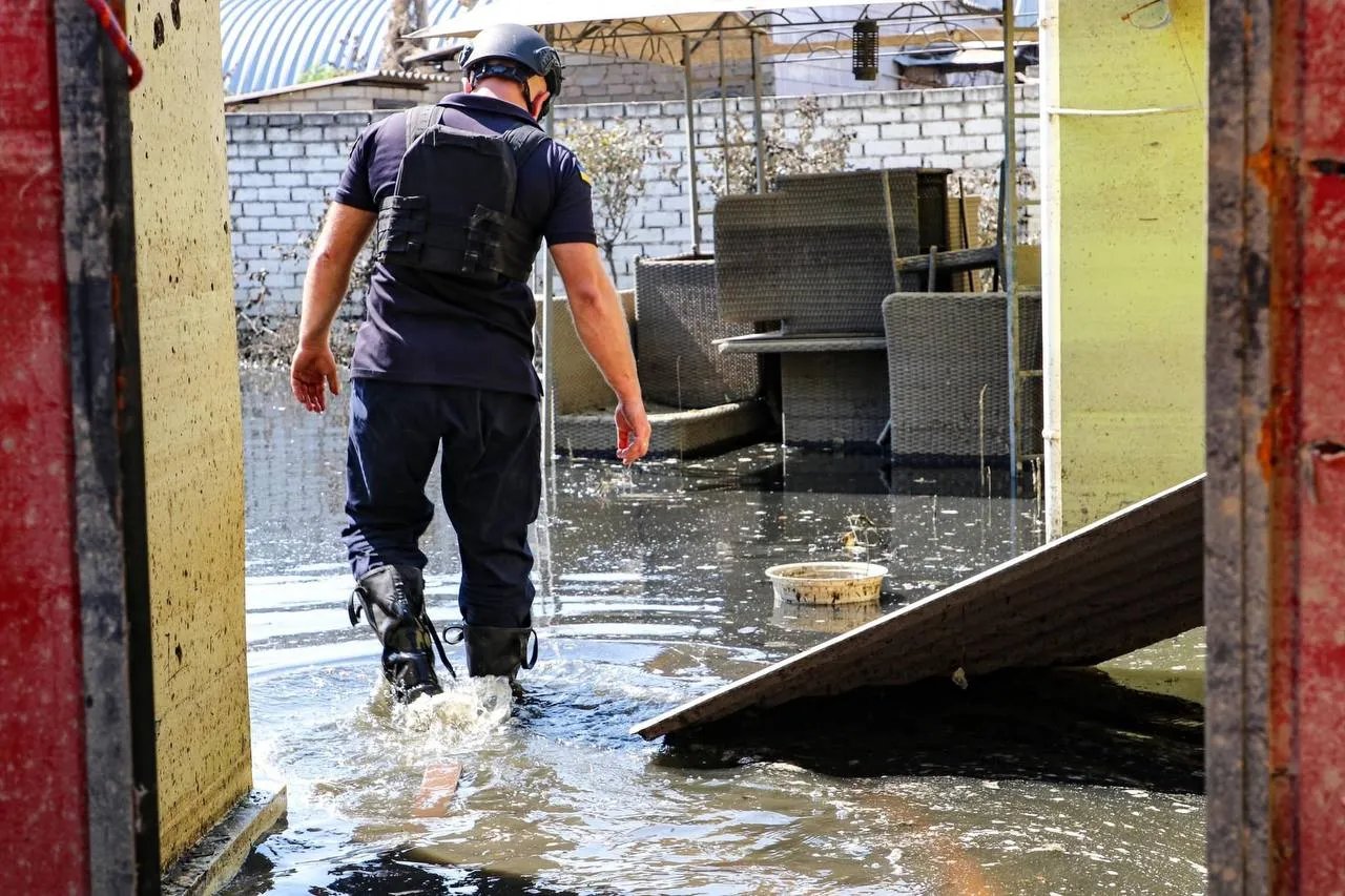Ліквідатори аварії продовжують рятувати людей та тварин