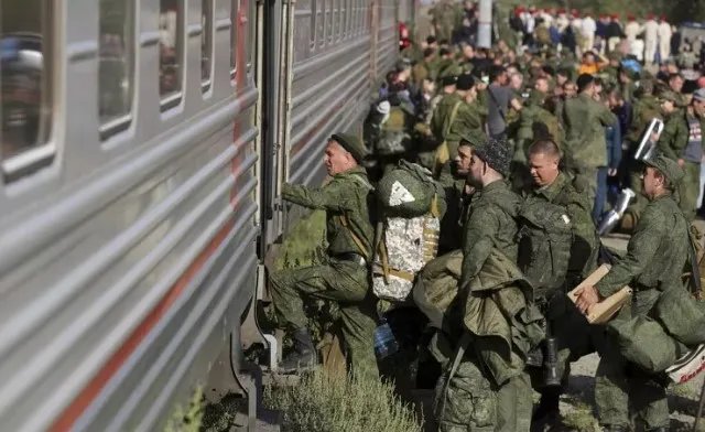 Хочуть продовження війни та ядерного удару по Україні: нове опитування в росії 1