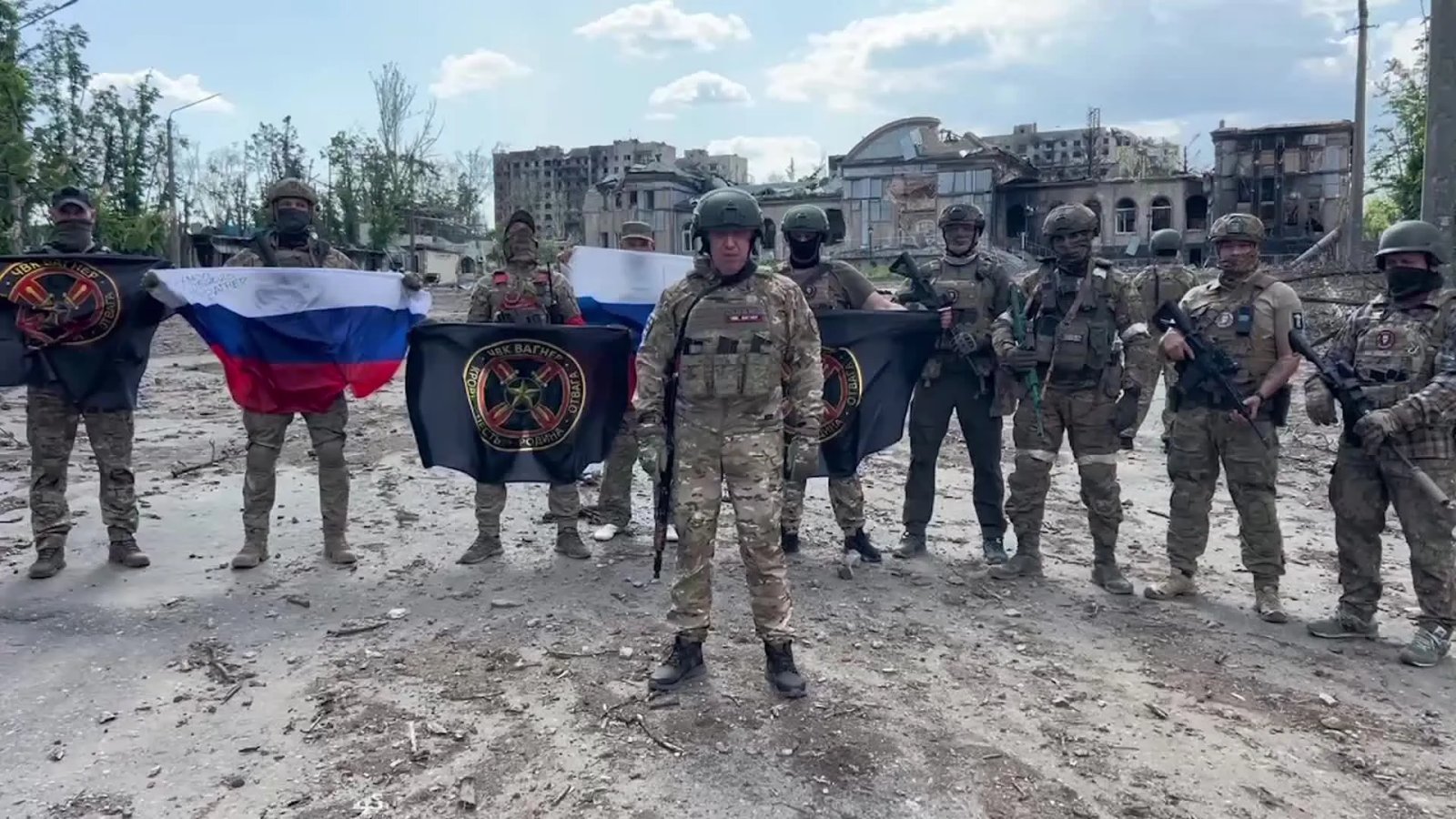 Пригожин і "вагнервівці" Пригожин і "вагнервівці"