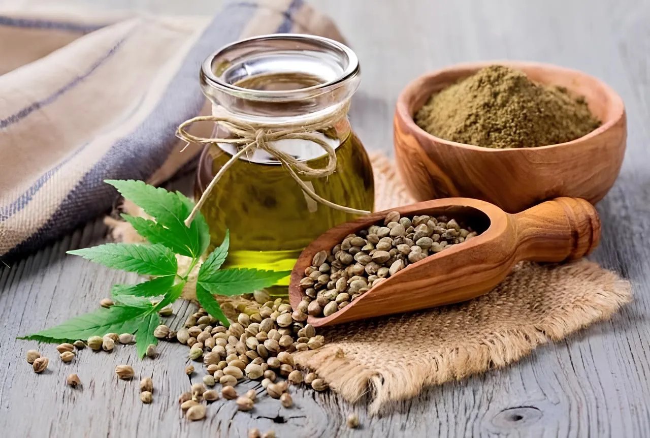 Конопляна олія відновлює шкіру