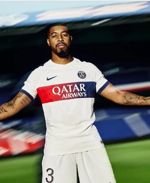 Виїздна форма ПСЖ на сезон 2023/24 (Фото: Іnstagram)