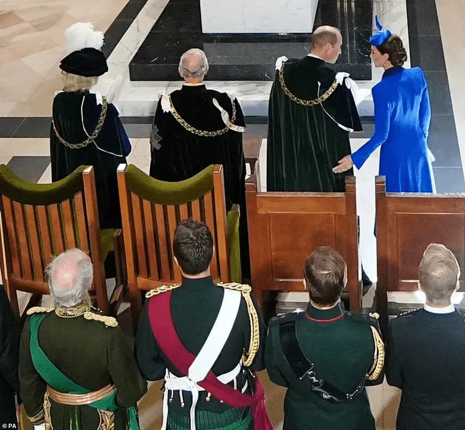 Поки ніхто не бачить: Кейт Міддлтон ніжно схопила принца Вільяма нижче спини