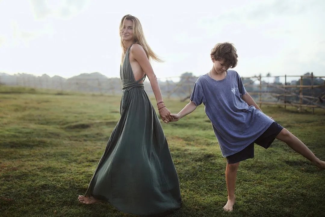 Певица со своим сыном Даниэлем.