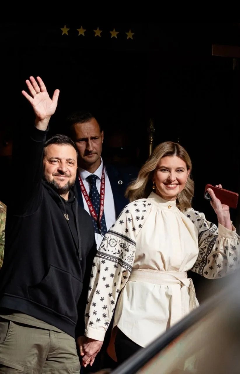 Чи то кімоно, чи то вишиванка. Олена Зеленська здивувала вибором вбрання на саміті НАТО - фото 1