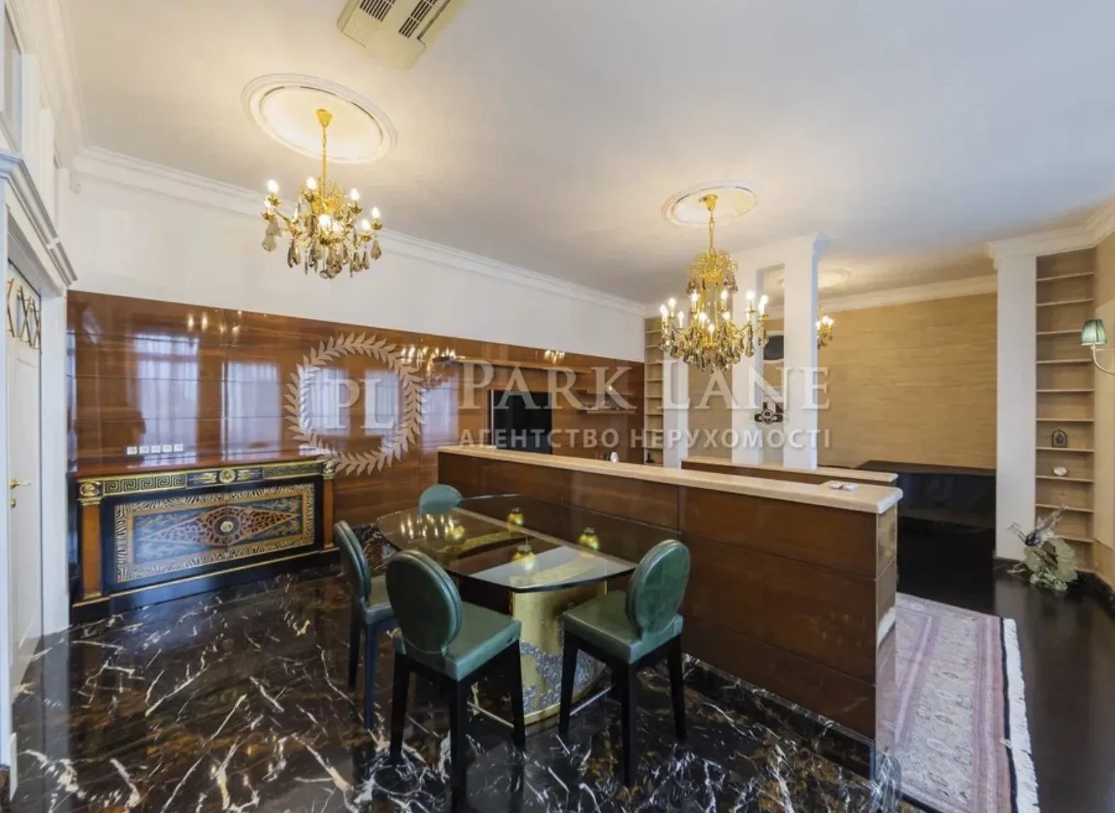 Квартира на Софійській площі Квартира на Софійській площі