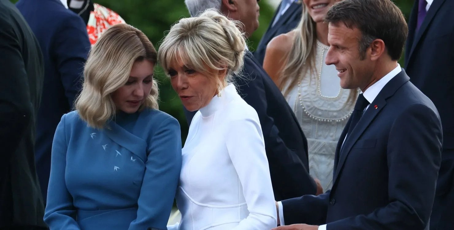 Вже встигли стати подругами?